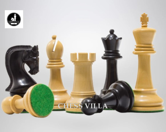 Kit Decor Chess C/2 Peças de Xadrez Rei e Rainha Dourado