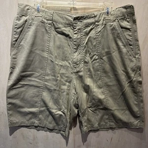 NEW Tommy Bahama Shorts size 36 Mens Beige Khaki Casual Flat Front - Picture 1 of 10