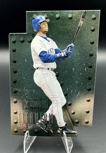 1997 Skybox Metal Universe Titanium Ken Griffey Jr #3 HOF Mariners - Picture 1 of 2