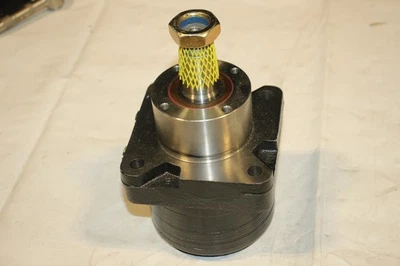 Parker TL0195LS080AAFW Hydraulic Motor Torq Low Speed - Image 1 of 4