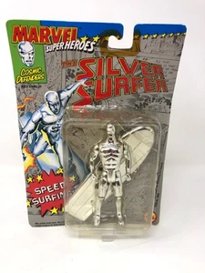 Figura de acción Toy Biz Marvel Super Heroes The Silver Surfer 4,75 pulgadas - Imagen 1 de 3