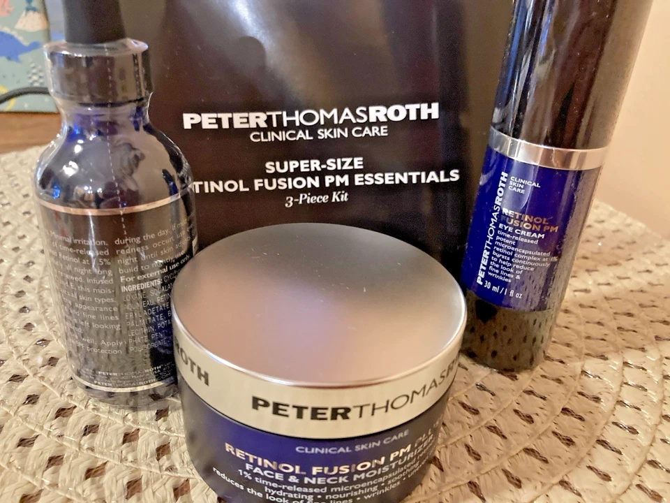 PETER THOMAS ROTH RETINOl PM ESSENTIALS  KIT FULL SIZE NEW SEALED - Image 1 of 1