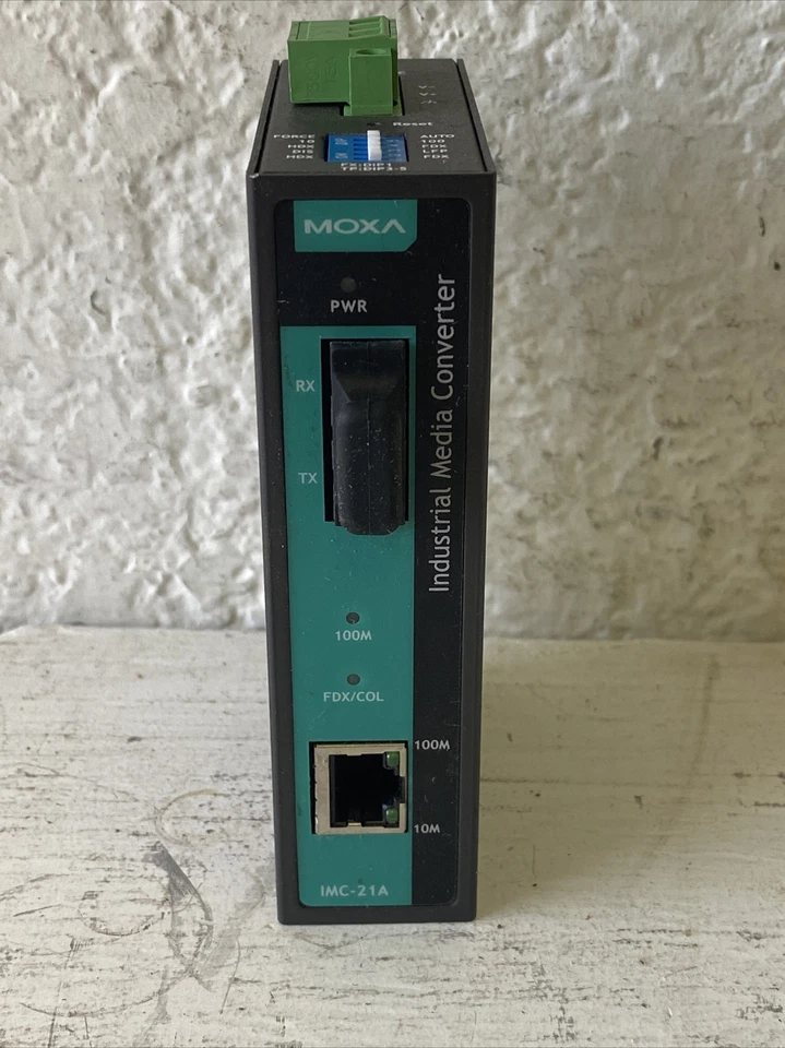 MOXA IMC-21A-M-SC-T / IMC21AMSCT Fiber Converter - Image 1 of 3
