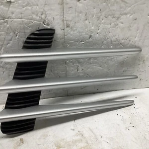 04-08 Chrysler Crossfire Front Right Grille Vent Trim *A1938810211 #E2-6 - Picture 1 of 6