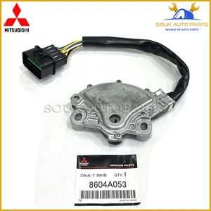8604A053 Interruptor Original Mitsubishi, Inhibidor de Estuche A/T OEM - Imagen 1 de 4