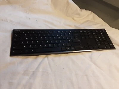 Arteck 2.4G Wireless Keyboard Stainless Steel Ultra Slim Full Size, NO RECEIVER - Image 1 of 4