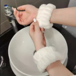 2 Pack Womens Spa Wrist Washband Microfiber Dry Sleeves White Fast Free Shipping - Picture 1 of 4