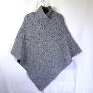 Aran Crafts Poncho Cape Sz M/L Grey 100% Merino Wool Cable Knit Sweater Ireland - Picture 1 of 9