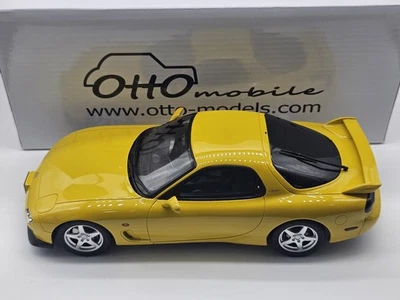Mazda RX7 Giallo Bathurst 1:18 Ottomobile In Box - Immagine 1 di 4