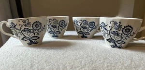 De colección. Juego de 4 tazas de té nórdicas azules con patrón de cebolla J&G Meaker - Imagen 1 de 12