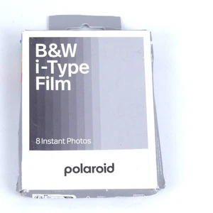 Polaroid B&W i-Type Film, 8 Instant Photos (006001) - Picture 1 of 6