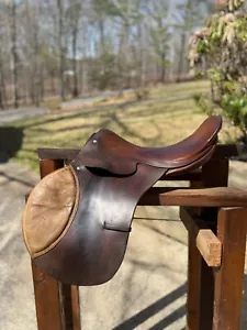 Saddle JA Barnsby and Sons - Picture 1 of 3