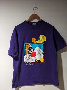 Vintage 1993 Silvestre and Tweety Bird Six Flags Purple Large T-Shirt - Picture 1 of 6