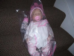 OCS Sleeping Female Doll Baby - Picture 1 of 5