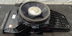 20-22 HYUNDAI PALISADE SUV HARMON KARDON REAR SUBWOOFER SPEAKER BOX 96380-S8200 - Picture 1 of 9