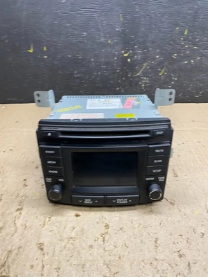 2012 to 2014 Hyundai Sonata Radio CD Player Screen Display Oem U5258 DG - Image 1 of 4