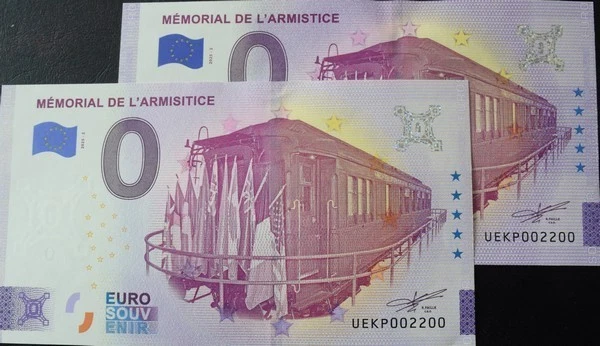 rare duo de billets euro souvenir 2025, palindrome n°002200, dont l'un est fauté - Photo 1/1