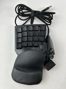 Razer Tartarus V2 (RZ07-02270100-R3U1) Chroma Gaming Keypad Tested Working  - Picture 1 of 13