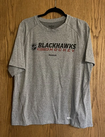 Blackhawks Hockey Shirt - Gray - Size Large Cover
