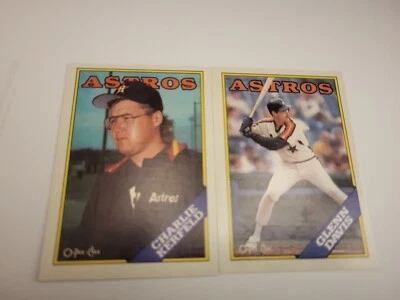 1988 O-PEE-CHEE Houston Astros Glenn Davis and Charlie Kerfeld blank backs - Image 1 of 2