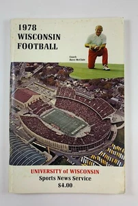 1978 University of Wisconsin Football Media Guide MG10  - Picture 1 of 2