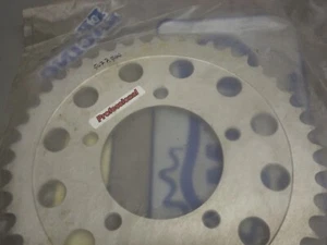 corona ERGAL Z44 passo 532 suzuki GSXR 1100 GSX-R 1985 1986 1987 1988 44 denti - Foto 1 di 2