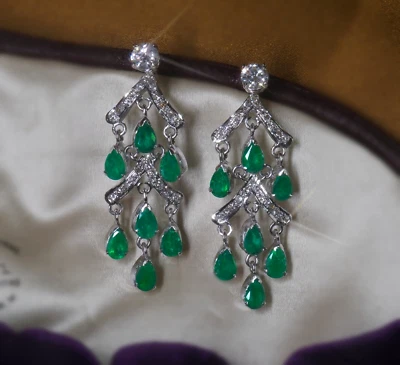 Pendientes vintage de diamantes esmeralda de 18 quilates con certificación GIA naturales enormes finos 6,82 quilates Foto 1 de 4