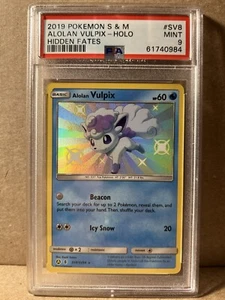 PSA 9 COMO NUEVO Alolan Vulpix SV8/SV94 Destinos Ocultos HOLO BRILLANTE Tarjeta Pokémon Estuche Como Nuevo - Imagen 1 de 2