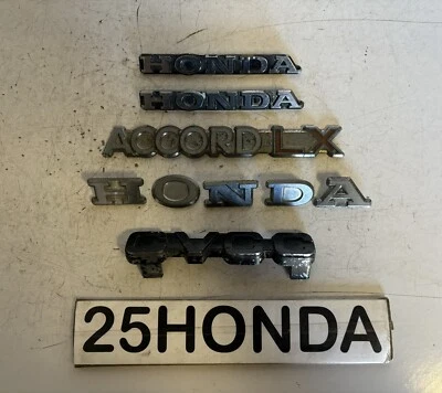 Juego de emblemas Honda Accord Lx 1976-1981 CVCC OEM JDM raro 1 g Foto 1 de 4