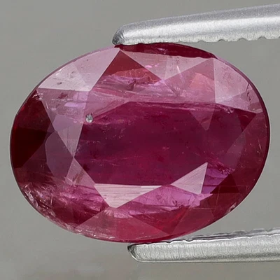 1.14ct t.w 7.8x6mm Oval Natural Mozambique Ruby, Africa - Heated - Image 1 of 4