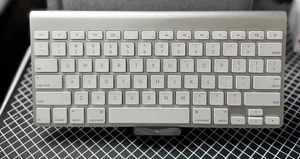 Apple Magic Keyboard A1314 Bluetooth Wireless Keyboard getestet - Bild 1 von 6