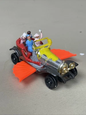 Corgi Juniors "Chitty Chitty Bang Bang Bang" Hecho en Gran Bretaña Foto 1 de 4