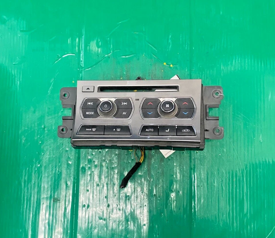 Controle de rádio e controle climático Jaguar XF 2012-2015 - Imagem 1 de 4