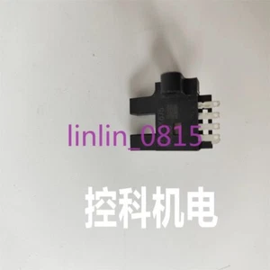 1Pcs New Omron photoelectric switch EE-SX675 - Picture 1 of 3