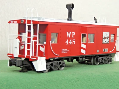 LIONEL WESTERN PACIFIC RED BAY WINDOW STYLE CABOOSE 6-17655 O SCALE 3 R NIB - Image 1 of 4