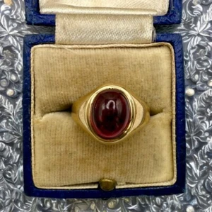 Vintage Solid 9k Yellow Gold Synthetic Ruby Cabochon Cut Ring, Size 6.75 - Picture 1 of 9