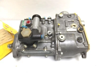 0403245011 REMAN FUEL INJECTION PUMP FOR MERCEDES BENZ W123 300CD - Image 1 of 4