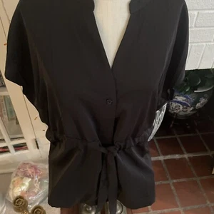 NWT CICIBIRD SZ LARGE BLACK Women V Neck Solid Color Pleated BLOUSE TIE WAIST - Picture 1 of 11