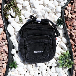 Supreme Denim Schultertasche (schwarz) - Bild 1 von 2