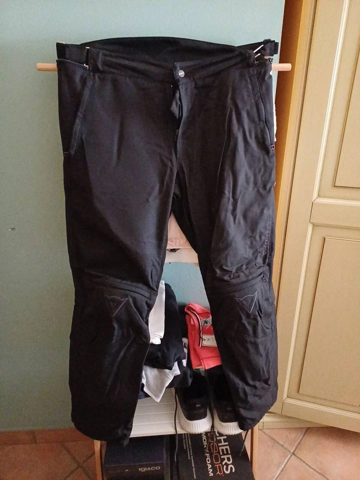 DAINESE PANTALONI MOTO UOMO GORETEX® PANTS IMPERMEABILI PROTEZIONI - Immagine 1 di 4
