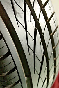 2 pneumatici estivi 195/55/16 87 V Continental PremiumContact MO DOT1X21 DOT1X24 - Foto 1 di 1