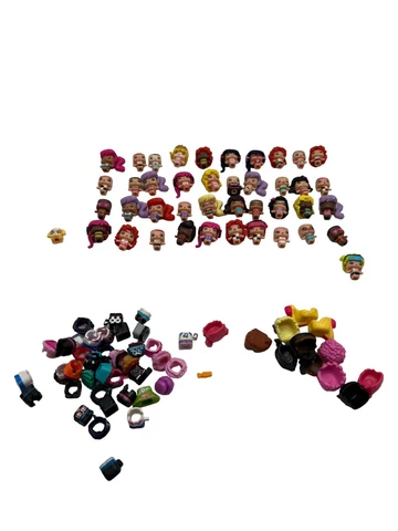 Mattel My Mini MixieQ's Lot Of 41 Dolls Plus Many Accessories One Pet Cover