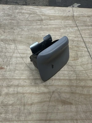 1997 1998 Lincoln Mark Viii 8 Rear Ashtray Gray - Image 1 of 4