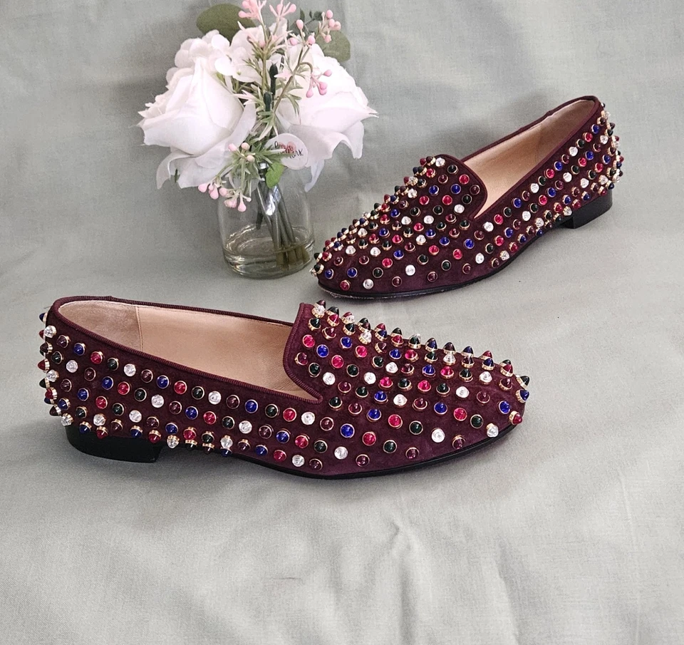 Mocasines para mujer Christian Louboutin granate gamuza multicolor tachuelas talla 5 EE. UU. Foto 1 de 4