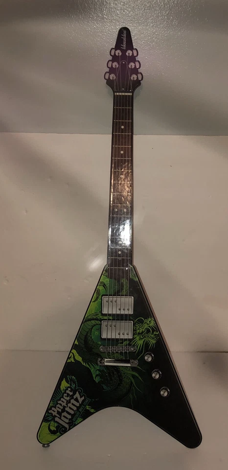 Paper Jamz Instant Rock Star Guitar Series 2 Green Black - Image 1 of 4