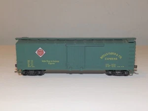 HO WELLS FARGO & CO. EXPRESS WOOD BOX CAR 40' KADEE'S - Picture 1 of 6