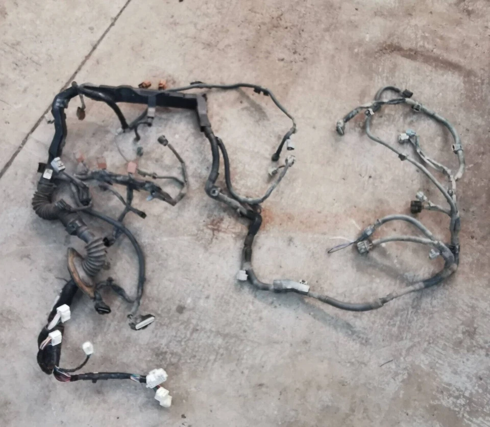 2003 Toyota Tacoma Double Cab Engine Harness 3.4L 5vzfe 4x4 A/T 82121-3M370 - Image 1 of 4