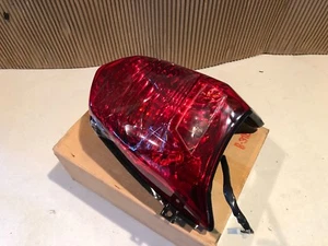SUZUKI GSX125 GSX 125 2010 - 2013 LUZ TRASERA COMPLETA NUEVA - Imagen 1 de 6