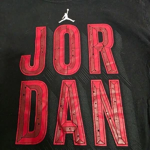 Black 'Jordan' Michael Jordan Red Letter Textured Tee, Youth XL - Picture 1 of 4