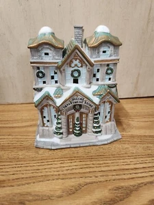 Victorian Christmas Town Building 1997 Kirkland Christmas Village Porcelain - Picture 1 of 5